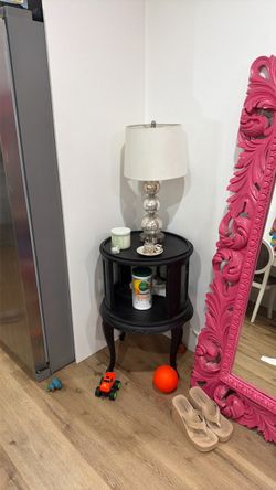 Table lamp