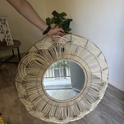 Mirror 