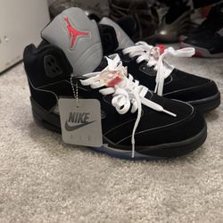 Jordan 5 black metallic reimagined 