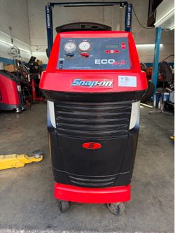 Snap-on ECO Plus A/C Recovery & Recharge Machine – Excellent Condition