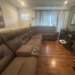 Recliner Sectional