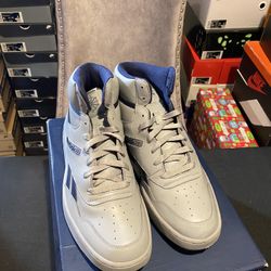 Reebok Hightop Basketball Sneaker