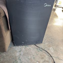 Small Fridge 