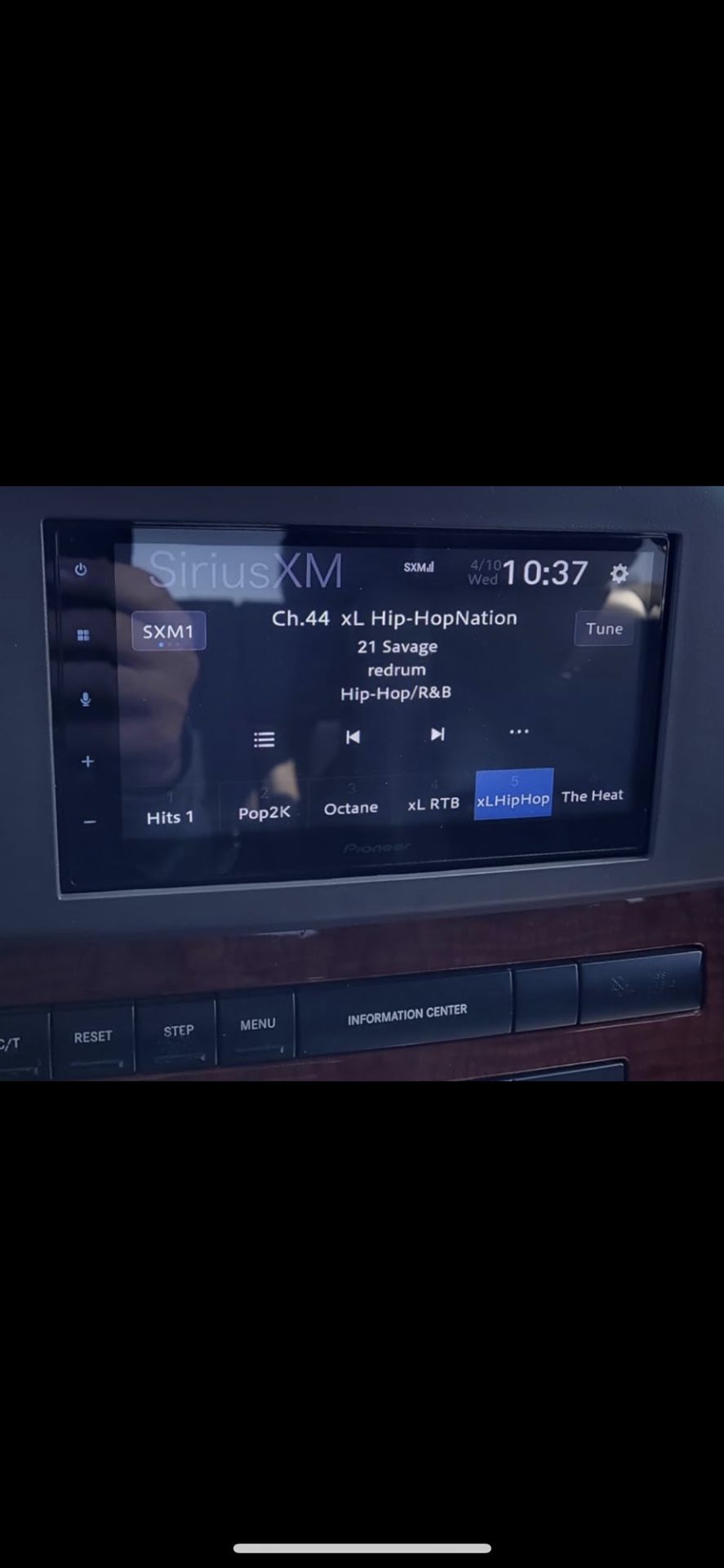 Pioneer Bluetooth Apple CarPlay Radio