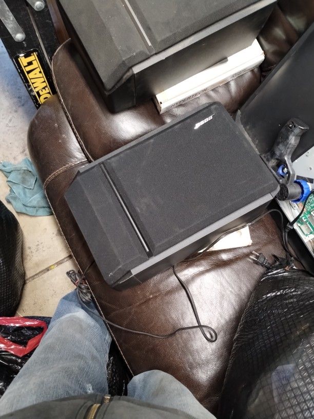 Bose Bookshelf Speakers