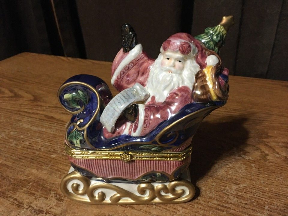 2002 Avon Ceramic Hinged Christmas Cheer Trinket Box Santa On A Sleigh