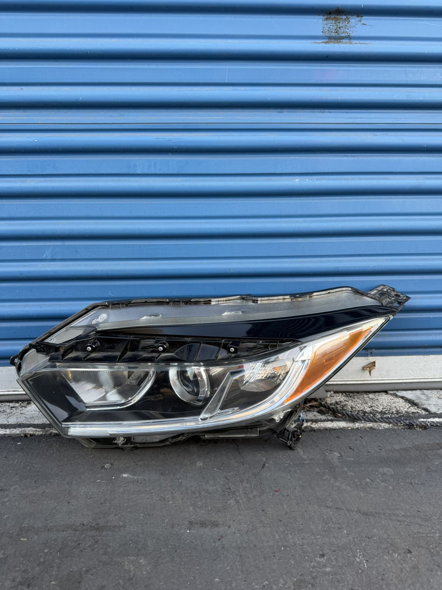 Honda HR-V HRV 2019 2020 2021 2022 Left Side Halogen Headlight OEM