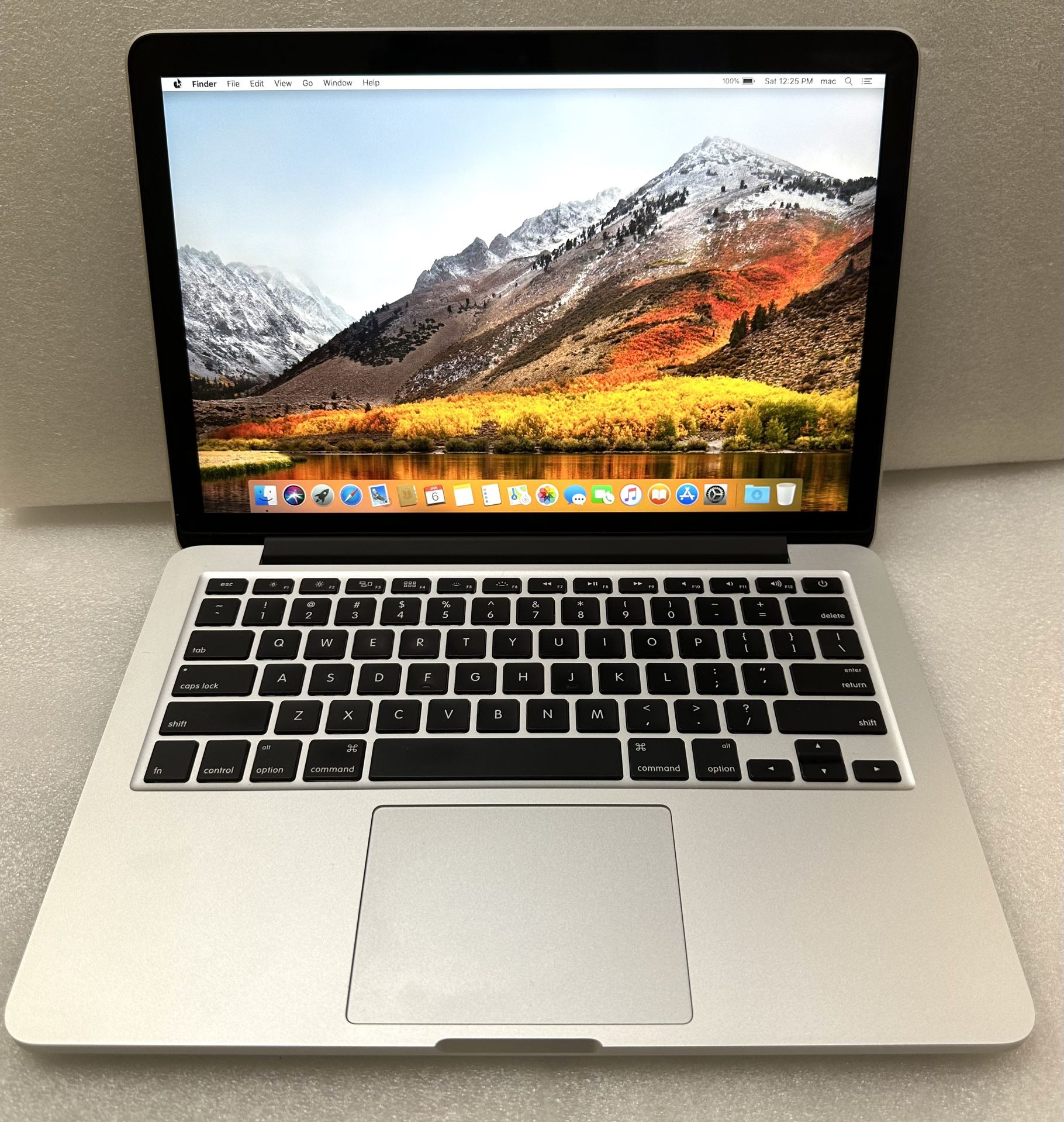 Excellent MacBook Pro " Retina 2.7GHz Core i5 8GB RAM GB