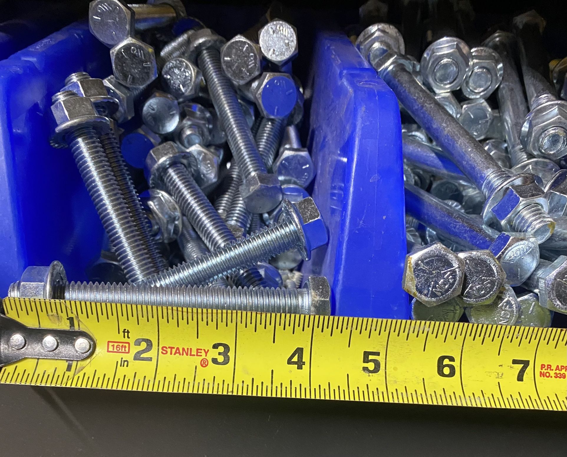 Bolts Industrial Grade Different Lenghts 