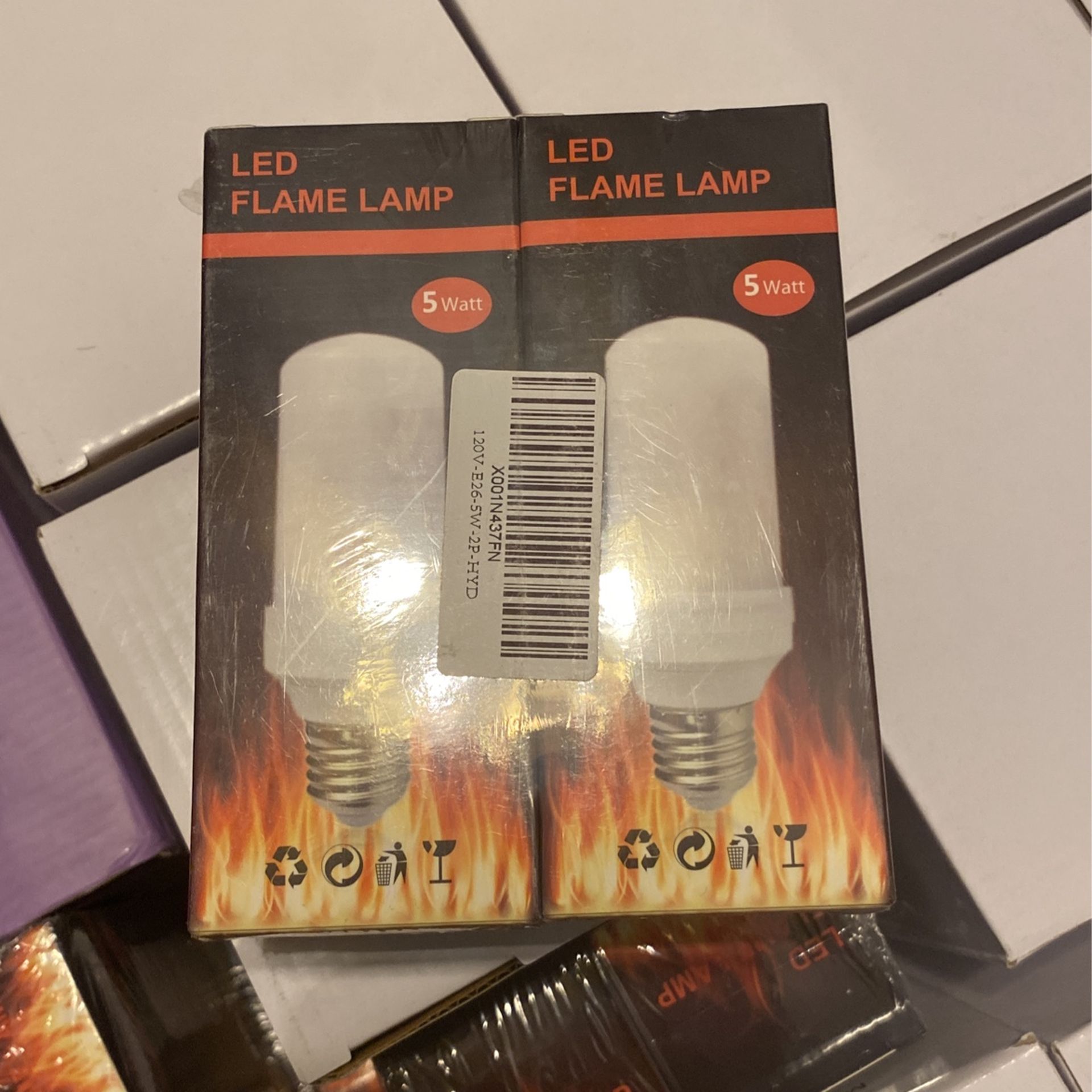 LED FLAME LAMP BALD 