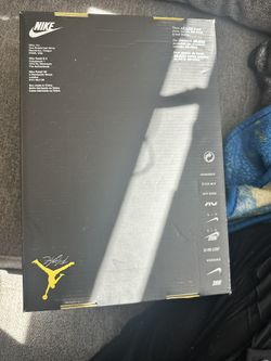 Jordan 4 Yellow Thunder 