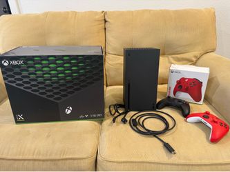 Xbox Series X 1TB - Like New - Extra Controller Included
