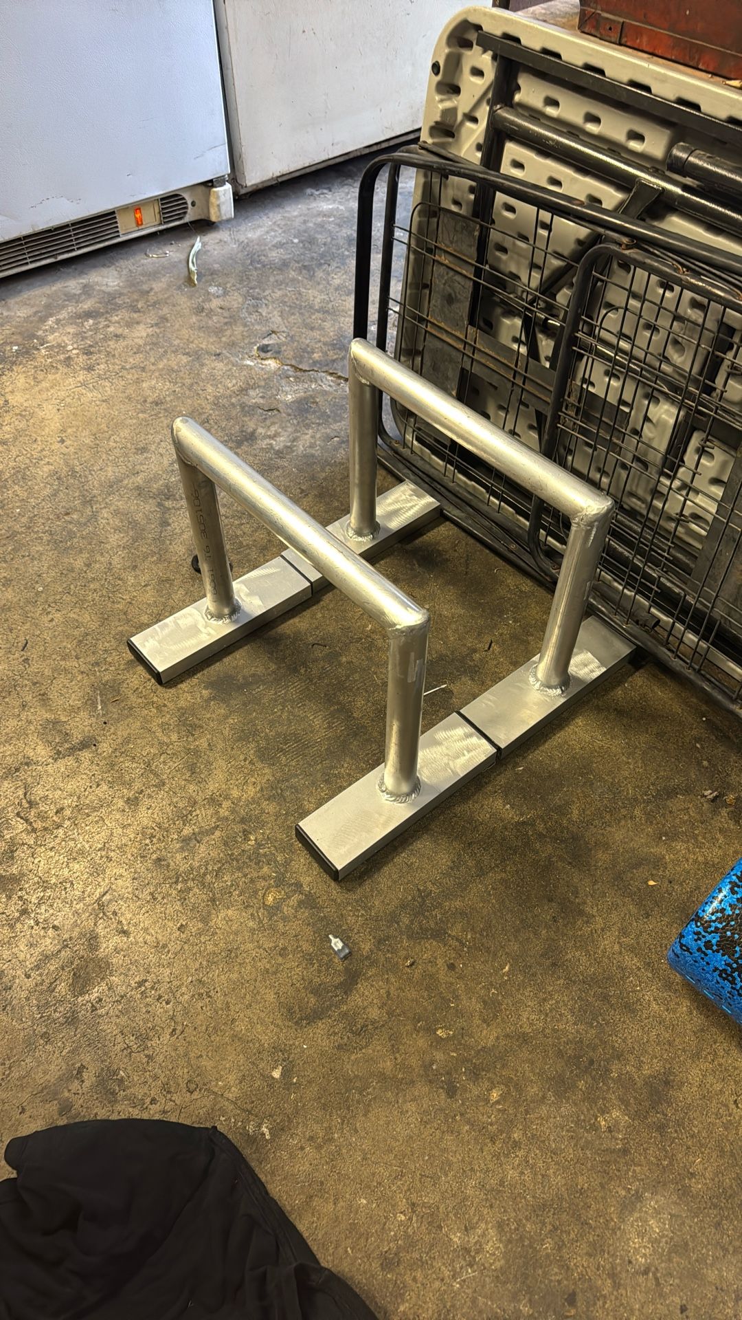 Dip/pushup Bars