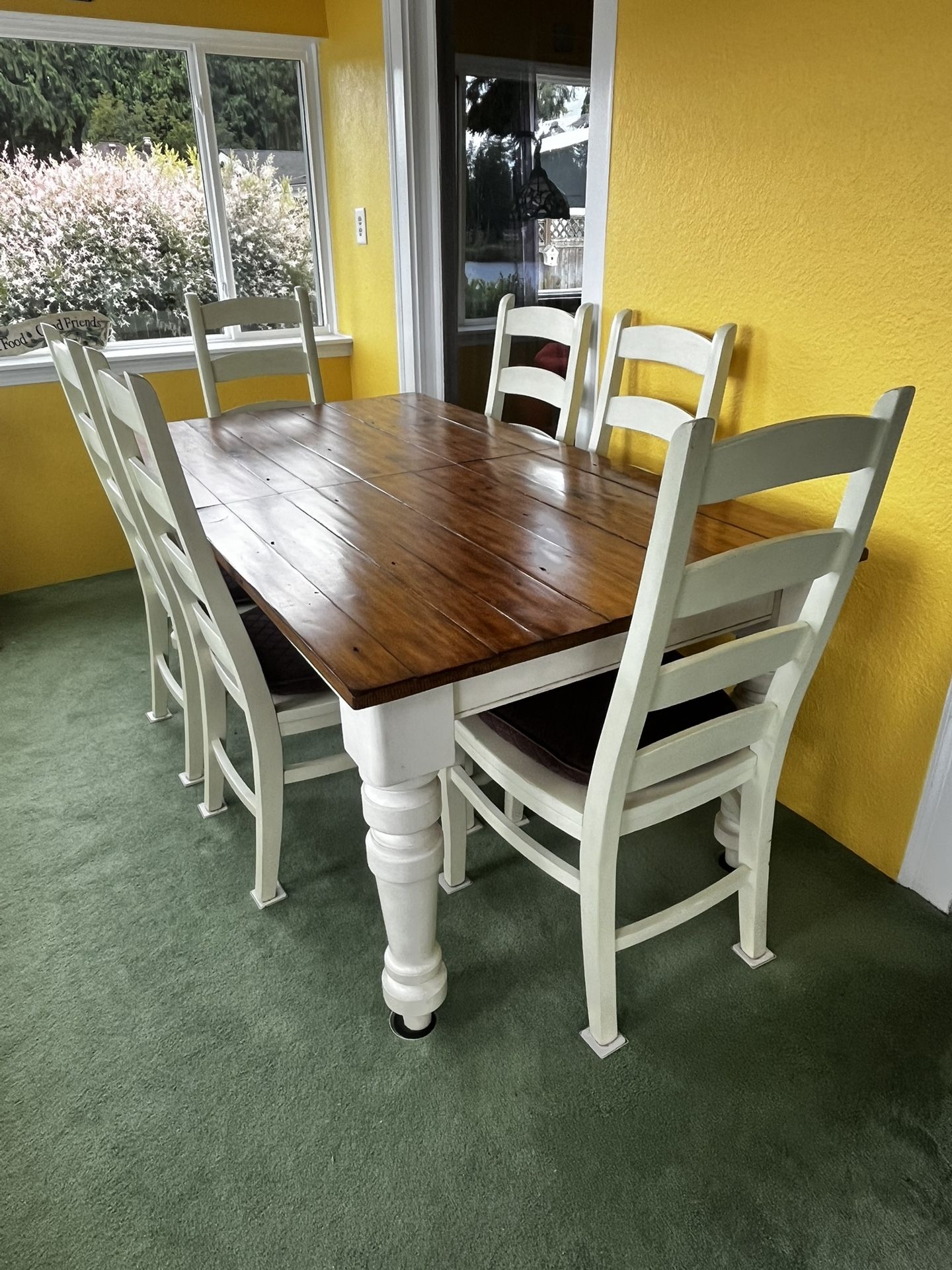 Pottery Barn Table and 6 Chairs