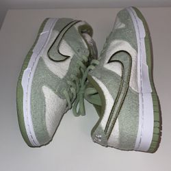 WMNS Nike Dunk Low SE Fleece-Honeydew 