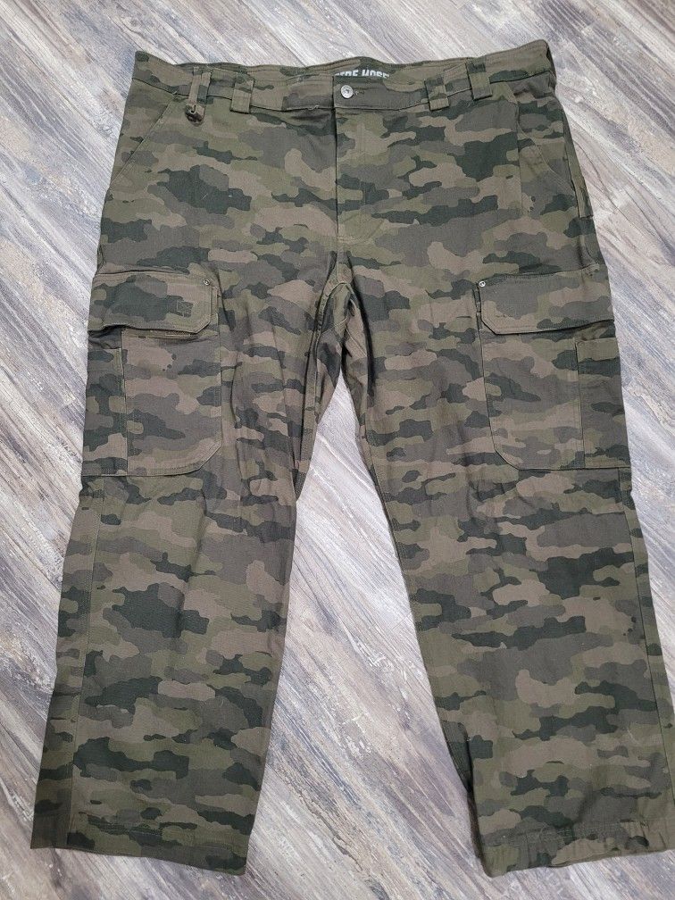 Duluth Flex Fire Hose carpenter Pants 46x30 Camo