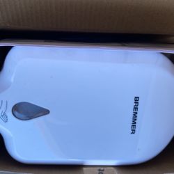 2 Bremmer Automatic Soap Dispenser 