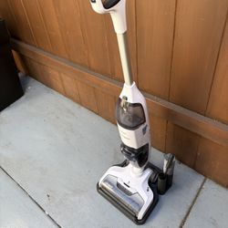 Tineco iFLOOR Cordless Vacuum & Floor Washer