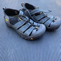 Kids Keen Shoes