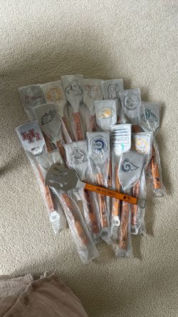 YouTheFan NCAA Classic Series Sportula Stainless Steel Grilling Spatula