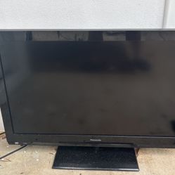 32 Inch Panasonic 