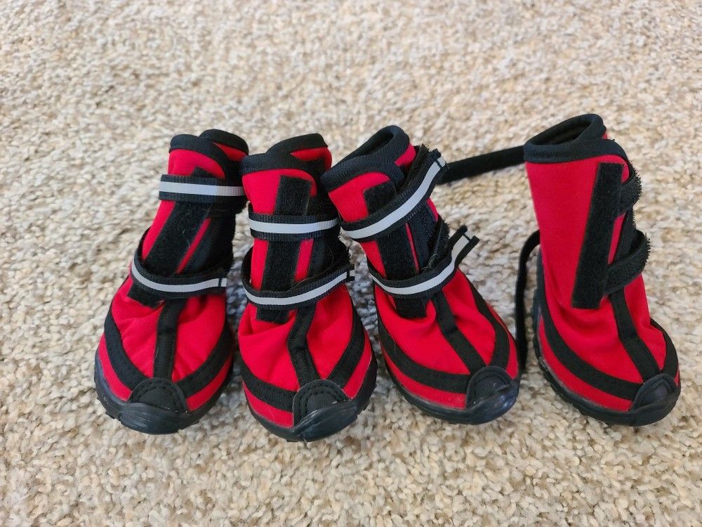 dog boots, winter/ rain. lined with fleece. size small