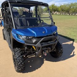 2022 Can am defender max  xt hd10