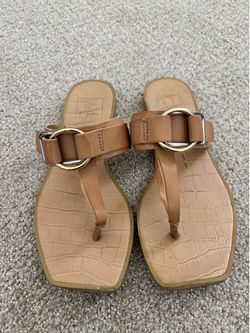 Dolce Vita Women’s sandals, size 6.5