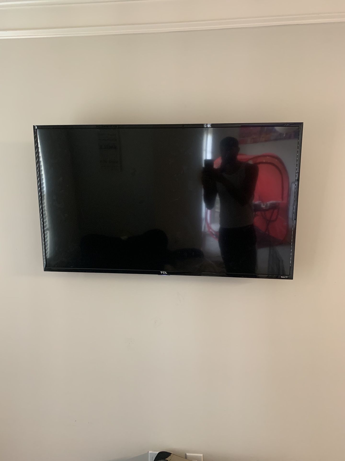 Roku Smart Tv 50 inch with tv mount