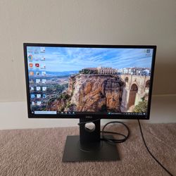 Dell 22" monitor with stand