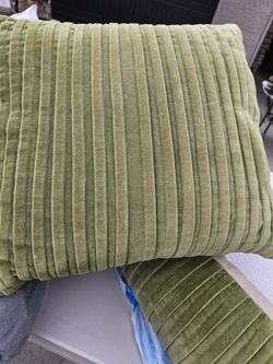 3 Matching Pillows