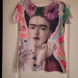 Frida T-shirt
