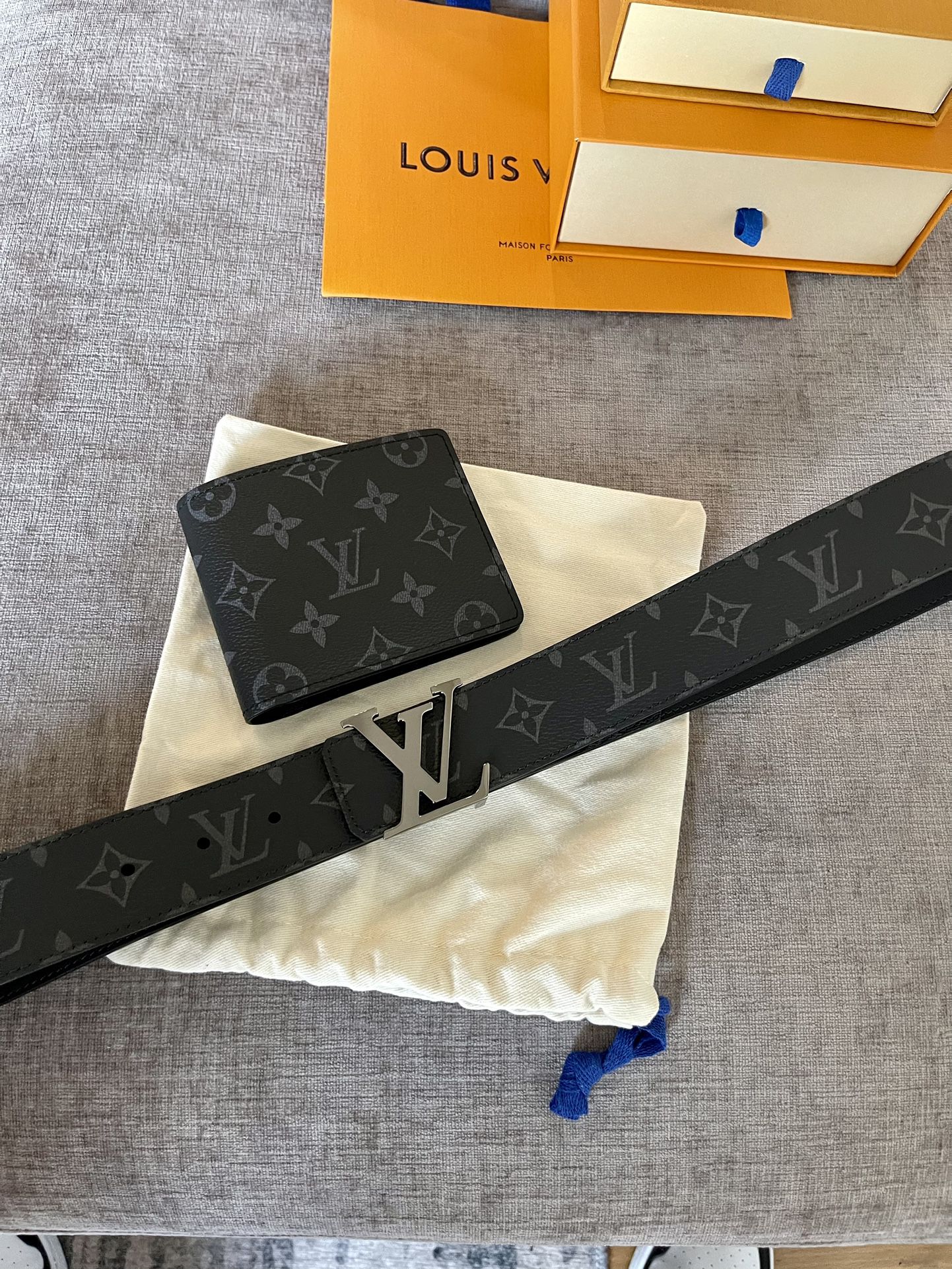 Gift For Men Louis Vuitton Wallet & Belt Combo C69 (CS566) - KDB Deals