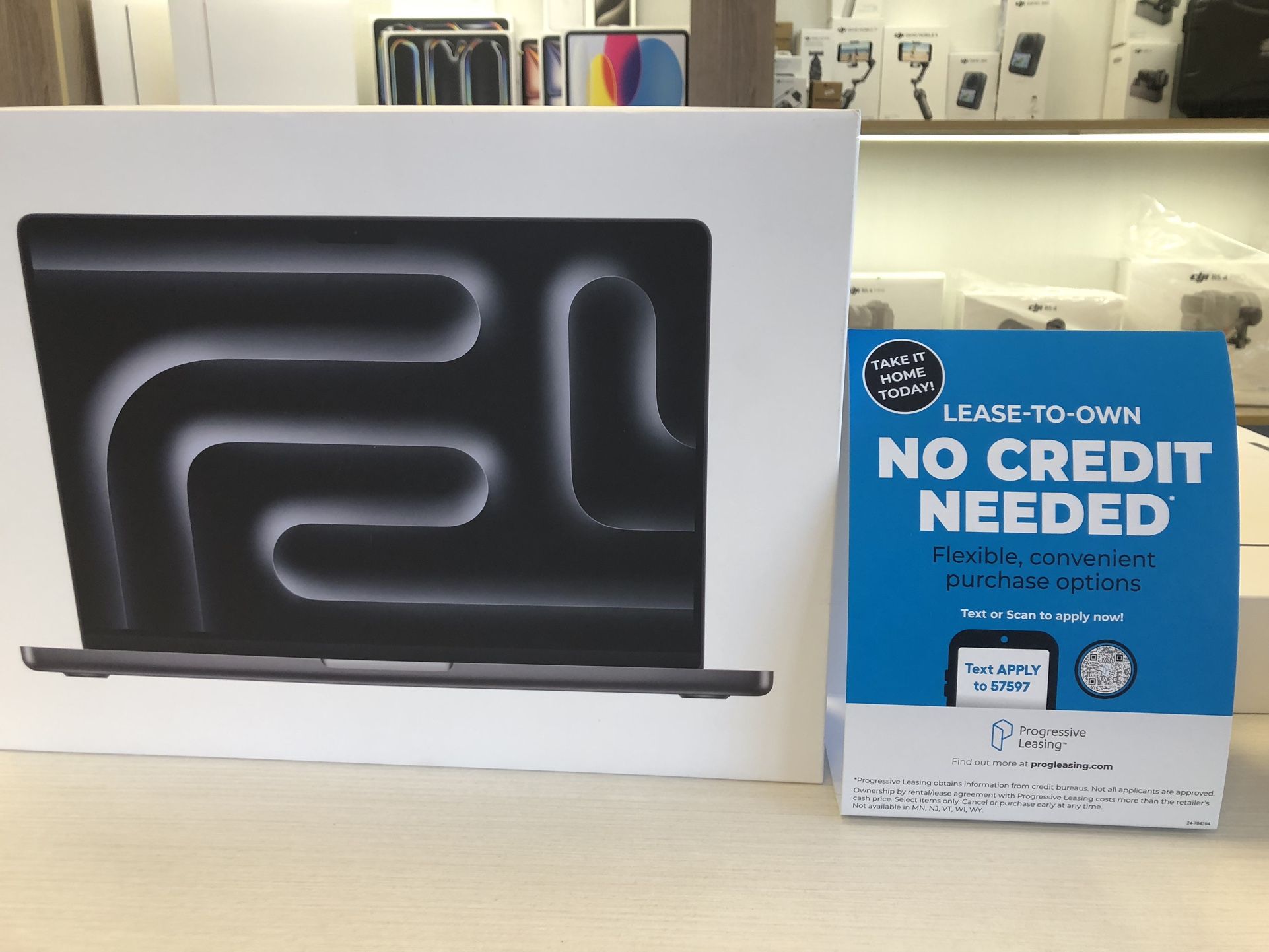 14” MacBook Pro M5 24GB RAM 1TB SSD