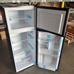 Open Box Frigidaire Fridge (Never Used)