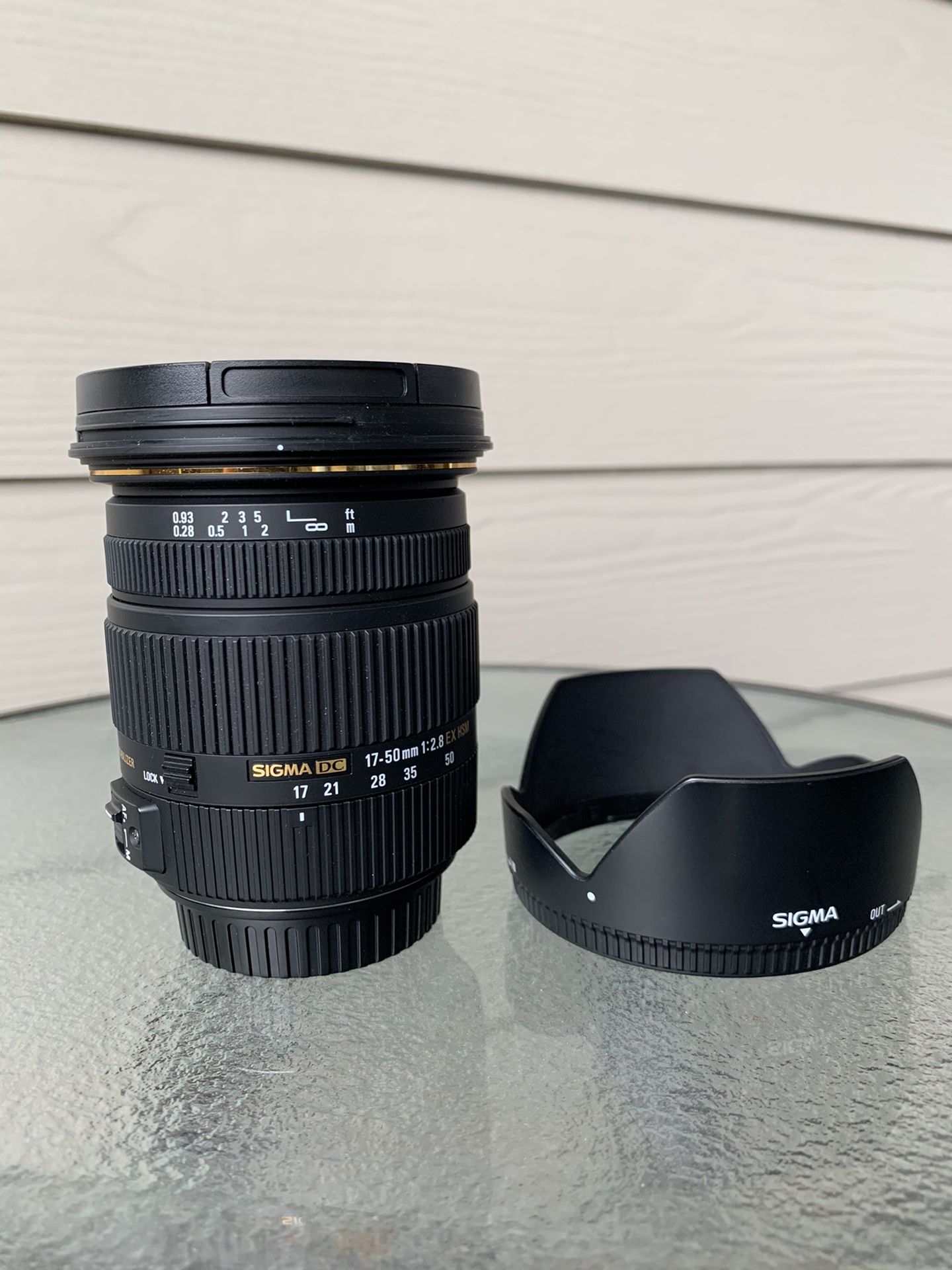 Sigma EX 17-50mm f2.8 lens