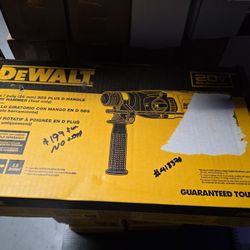 DEWALT
20V MAX Cordless Brushless 1 in. SDS Plus D-Handle Concrete and Masonry Rotary Hammer (Tool Only)