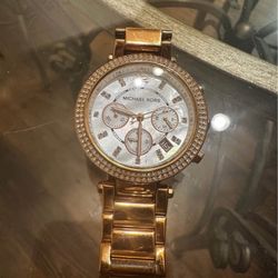 Variety Of Watches:2 Michael Kors And 1 Fossil 