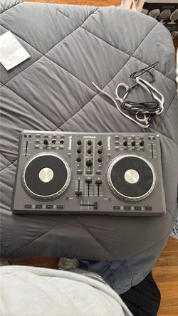Numark Mixtrack DJ Controller