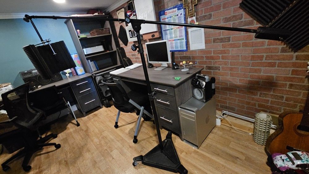 Microphone Boom Stand with Portable Booth