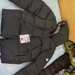 Moncler Puffer Jacket 