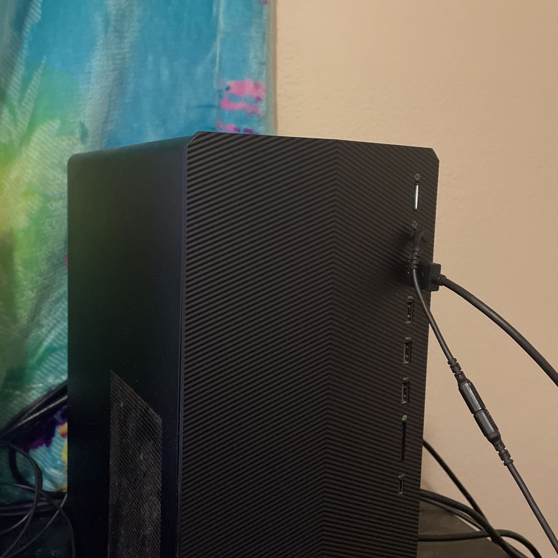 BUDGET GAMING PC/MONITOR