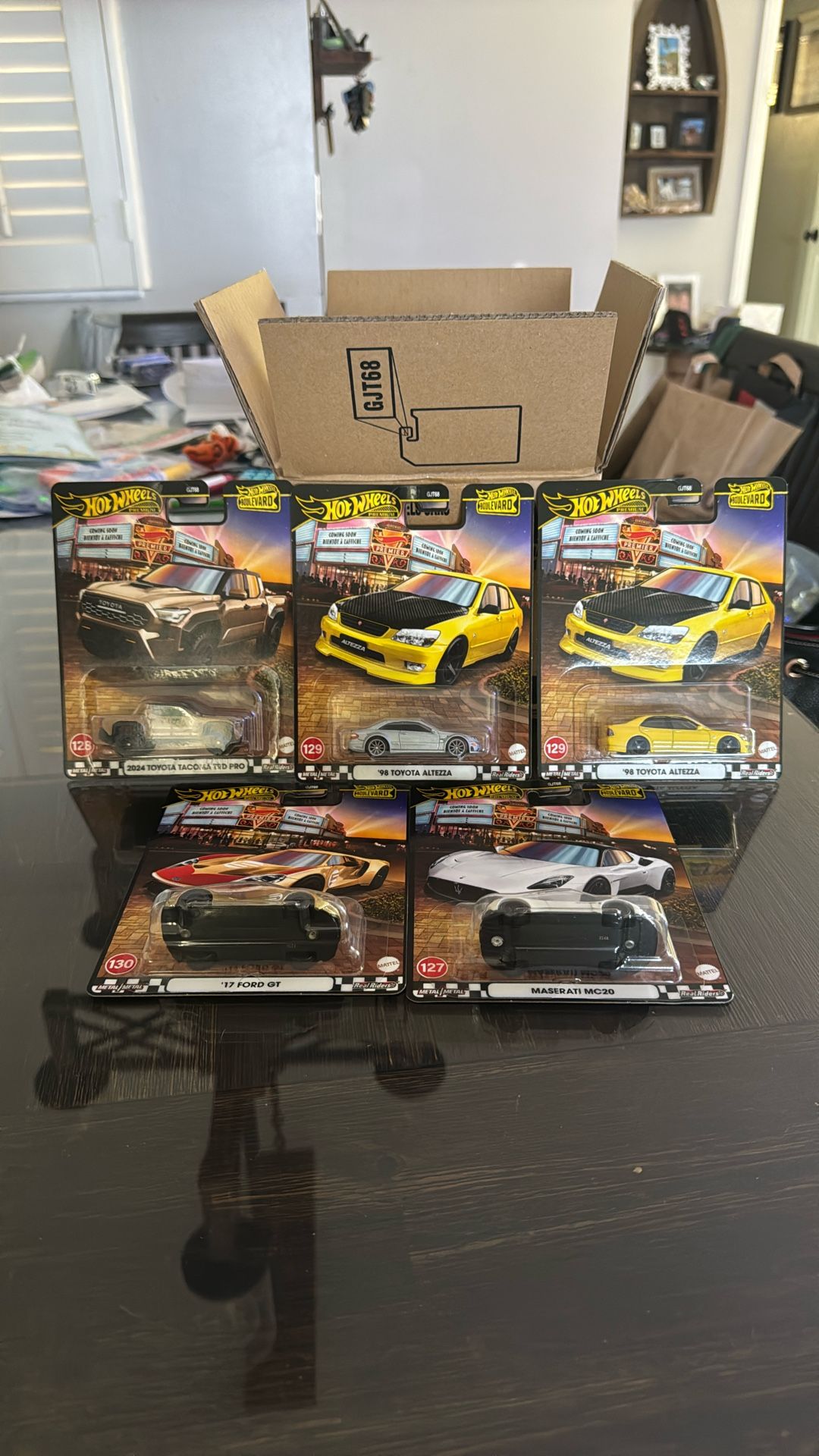 Hot Wheels Boulevard Mix C / With Error