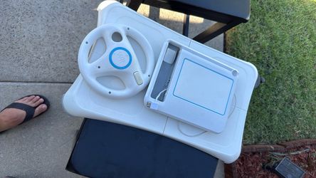 Nintendo Wii Balance Board with Wii Wheel