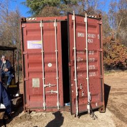 20ft and 40ft Used Shipping Container Available in Oxnard