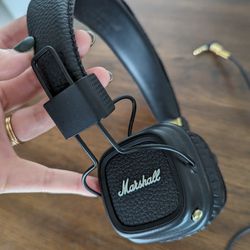 Marshall Bluetooth or Wired Headphones