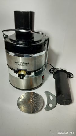 Jack LaLanne’s Stainless Steel Power Juicer Pro Model E-1189 Working