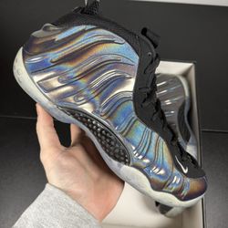 Nike Foamposite Hologram