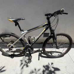 GT Outpost Mountain Bike 