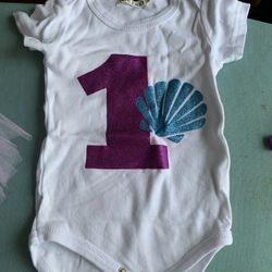 New 1 Yr Outfit Looks Like 18-24 Months